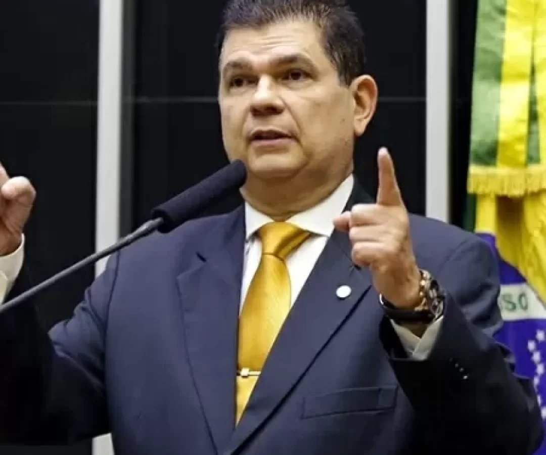 deputado mauro benevides